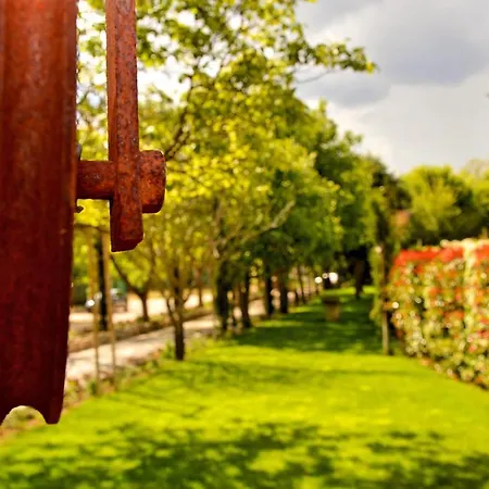 La Valle Dell'aquila 3*