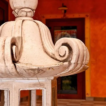 La Valle Dell'aquila Hotel 3*