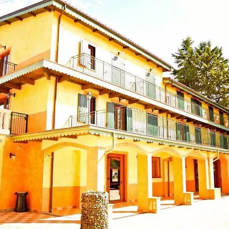 La Valle Dell'aquila 3*