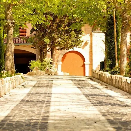 Hotel La Valle Dell'aquila LʼAquila