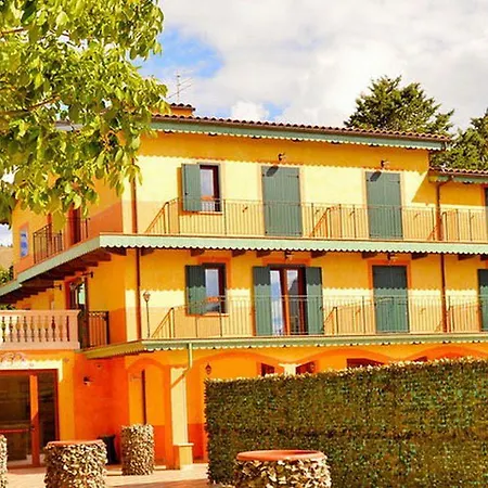 La Valle Dell'aquila Hotel 3*