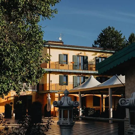 Hotel La Valle Dell'aquila LʼAquila