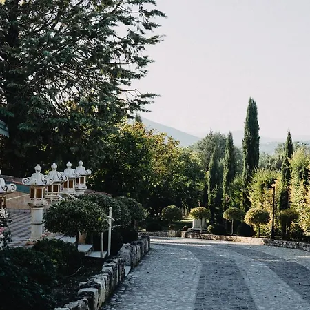 Hotel La Valle Dell'aquila 3*