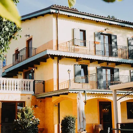 La Valle Dell'aquila 3*