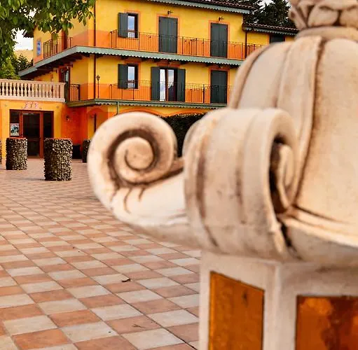 La Valle Dell'aquila Hotel