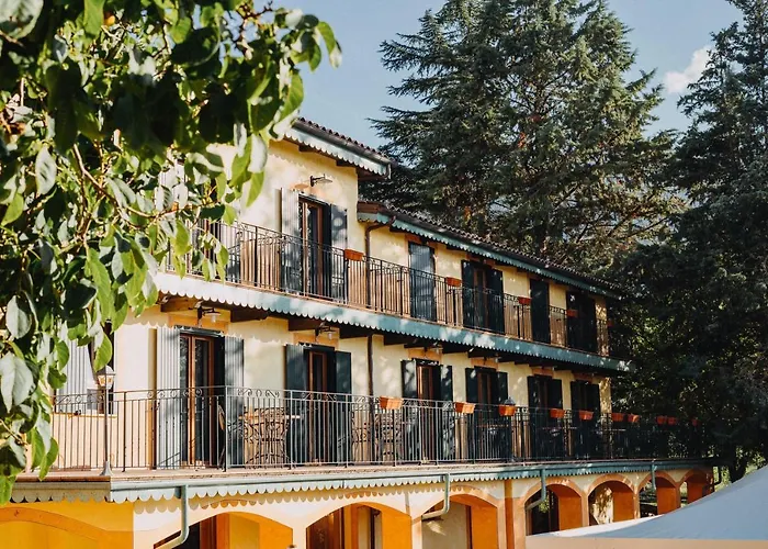 La Valle Dell'aquila 3* LʼAquila